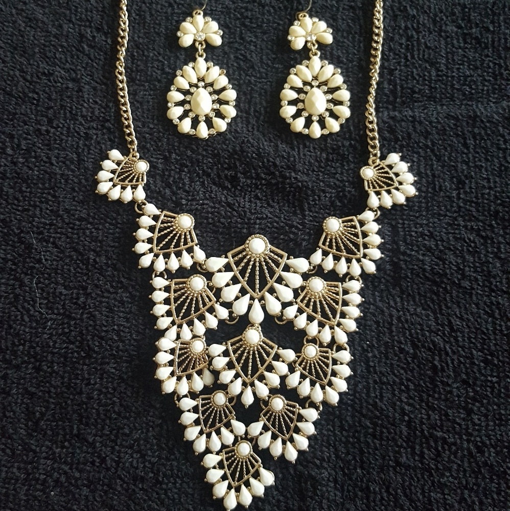 Necklace and earrings